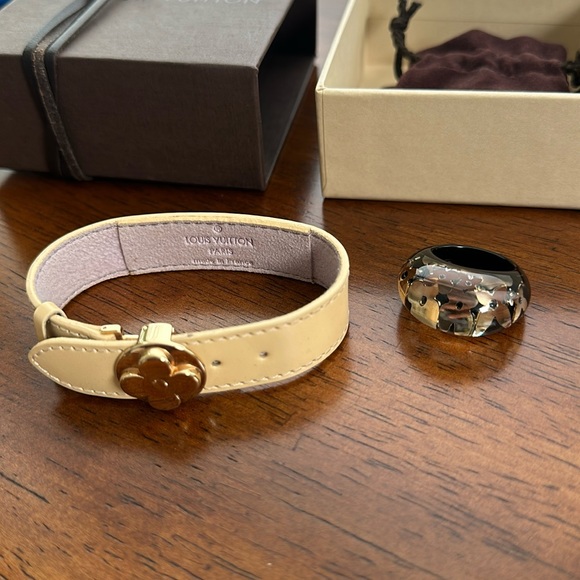 23 Authentic Louis Vuitton Like New Leather Bangle and Ring with Box Good Luck - Picture 2 of 8